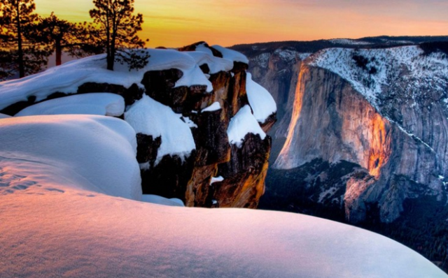 Yosemite Firefall  california with snow 45