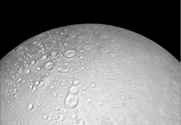 cassini-enceladus 4 d