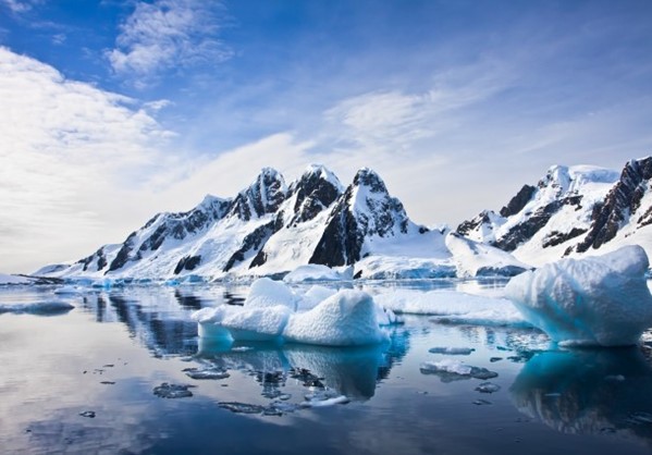 SOS από επιστήμονες: Το λιώσιμο πάγων θα «ξυπνήσει» ιούς εκατομμυρίων ετών