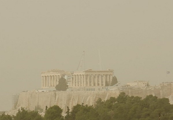 Πάνω από 16.000 «πρόωροι» θάνατοι από την ατμοσφαιρική ρύπανση