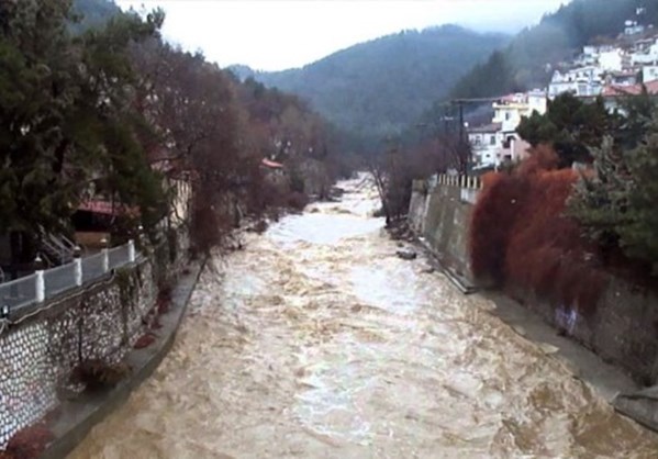 Ξάνθη: Ποταμός παρέσυρε ανήλικη