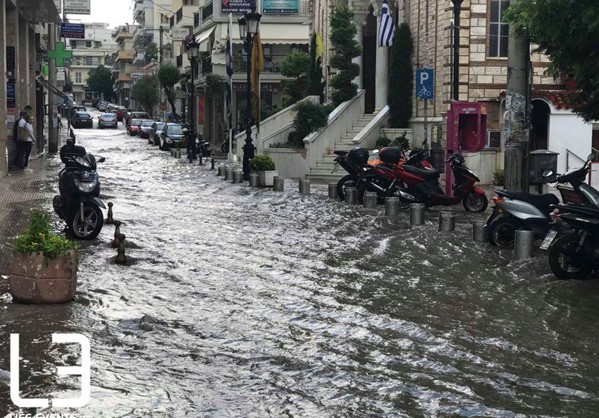 Καταιγίδα στη Θεσσαλονίκη - Δείτε βίντεο