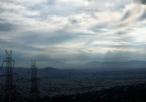 Απίστευτο βίντεο – Η καταιγίδα στην Αττική μέσα σε 102 δευτερόλεπτα