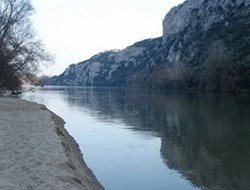 Αλεξανδρούπολη: Pήξη αναχωμάτων με ελεγχόμενη έκρηξη από το στρατό