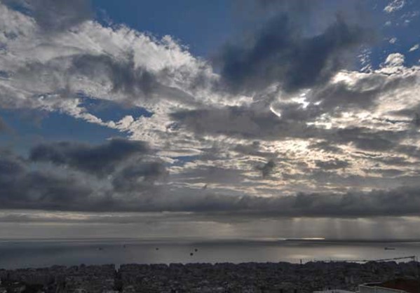 Συνεχίζεται η σχετική καλοκαιρία...