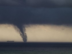 Ρεκόρ εντάσεως ανέμων και υδροστρόβιλων