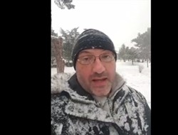 Ο Σάκης Αρναούτογλου για τα χιόνια στη Θεσσαλονίκη