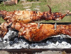 Χριστός Ανέστη - Χρόνια Πολλά...