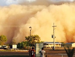 Αυστραλία: Το χώμα έγινε σκόνη λόγω ανομβρίας