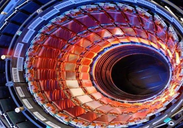 Η Κίνα ετοιμάζεται να φτιάξει το δικό της CERN