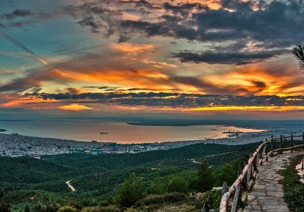 Σε δύο μέρη χωρίζεται η καιρική μεταβολή