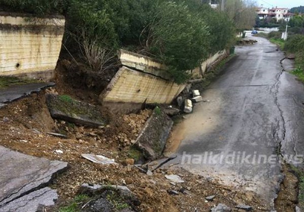 ΧΑΛΚΙΔΙΚΗ: ΠΡΟΒΛΗΜΑΤΑ ΑΠΟ ΤΗΝ ΚΑΚΟΚΑΙΡΙΑ ΣΤΟ ΔΗΜΟ ΚΑΣΣΑΝΔΡΑΣ