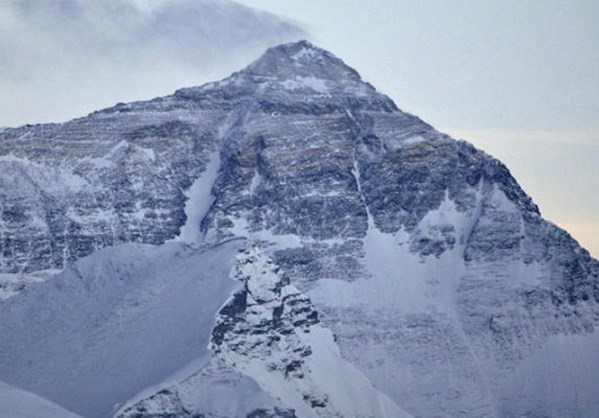 Το Έβερεστ δεν είναι η ψυλότερη κορυφή στον κόσμο