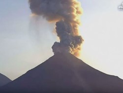 Μεξικό: Θεαματική έκρηξη ηφαιστείου μπροστά στην κάμερα