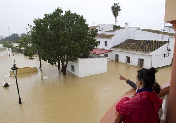 Δύο νεκροί από πλημμύρες στην Ισπανία