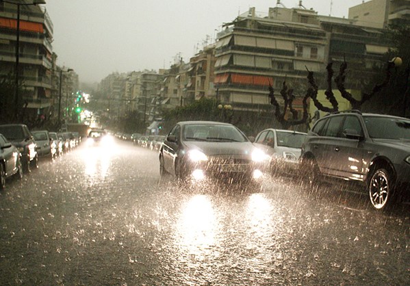 Προβλήματα σε Ηλεία, Ροδόπη και Θεσσαλονίκη από τις καταιγίδες