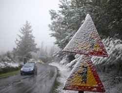 Πυκνές χιονοπτώσεις την Πέμπτη