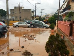 27/2/2015--->Μεγάλη πλημμύρα σάρωσε την Μάνδρα Αττικής