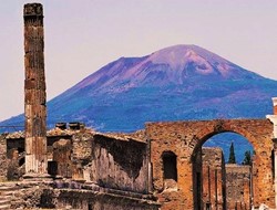 Τρόμος στην Ιταλία. Ο σεισμός ξύπνησε το ηφαίστειο της Ρώμης
