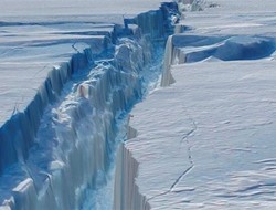 Ανταρκτική: Υπό κατάρρευση γιγαντιαίο παγόβουνο