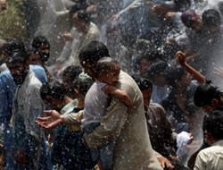 Δεκάδες νεκροί από τον καύσωνα στο Πακιστάν