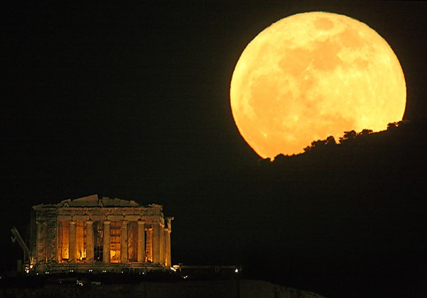 Έρχεται η «Σούπερ Σελήνη»