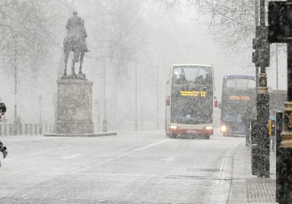 Σιβηρικό ψύχος σαρώνει την Ευρώπη