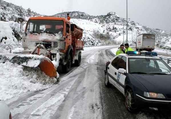 Προβλήματα σε πολλές περιοχές από τον καιρό