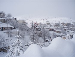 Ο καιρός κατέστρεψε πέρυσι τα χιονοδρομικά κέντρα