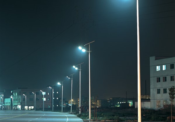 Επέκταση φωτισμού στους δρόμους της Ρόδου