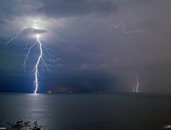 Ο καιρός σήμερα Τρίτη και αύριο Τετάρτη