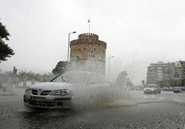 Επιδεινώνεται ο καιρός από το μεσημέρι