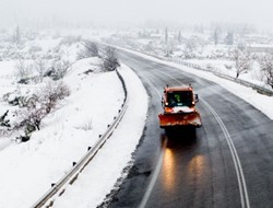 Τα χιόνια επιστρέφουν στα... πεδινά!