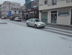Πρωτοφανής χιονόπτωση σε Ζάκυνθο και Κεφαλονιά